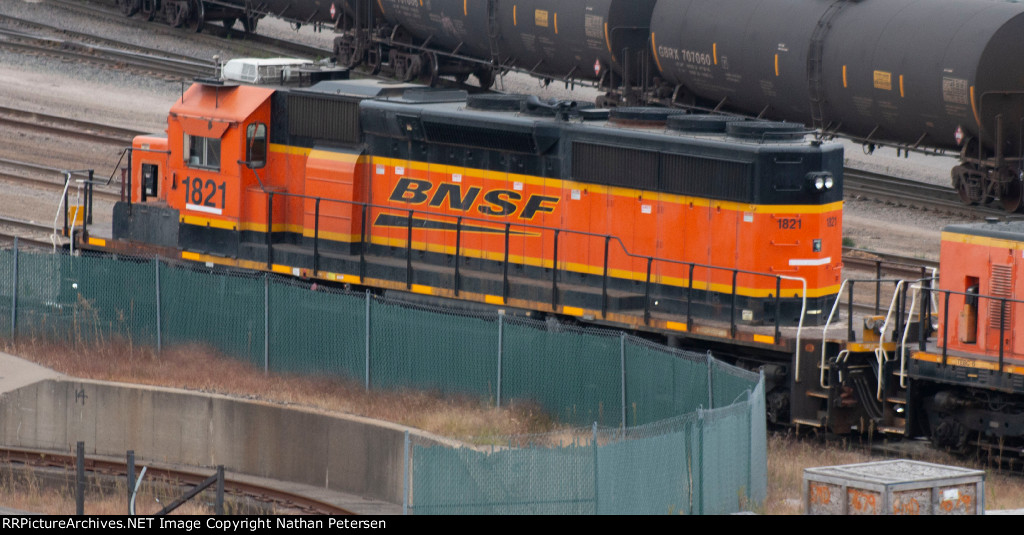 BNSF 1821